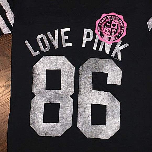 PINK by Victorias Secret Campus Tee - Picture 2 of 2